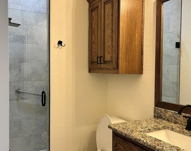 483 Rs County Road 1605 - Photo Thumbnail 11