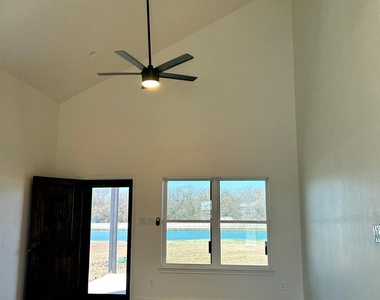 483 Rs County Road 1605 - Photo Thumbnail 7