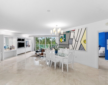 550 Se Mizner Boulevard - Photo Thumbnail 26