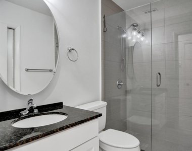 2862 Ne 32nd Street - Photo Thumbnail 11