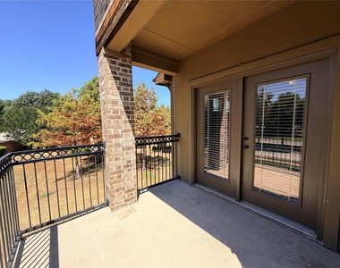 950 Brook Forest Lane - Photo Thumbnail 14