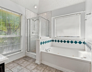 8201 Pacific Street - Photo Thumbnail 19