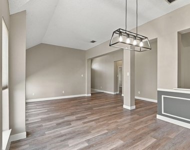 8201 Pacific Street - Photo Thumbnail 8