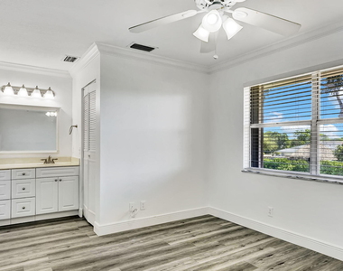6372 Boca Circle - Photo Thumbnail 17