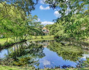 6372 Boca Circle - Photo Thumbnail 32