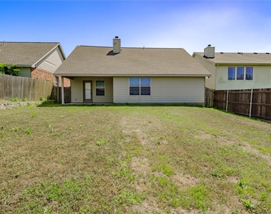 8915 Wild Rose Lane - Photo Thumbnail 33