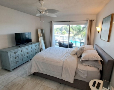 1445 Se 15th Court - Photo Thumbnail 20