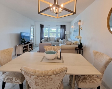 1445 Se 15th Court - Photo Thumbnail 9