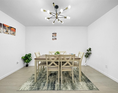 1817 Ventasso Boulevard - Photo Thumbnail 10