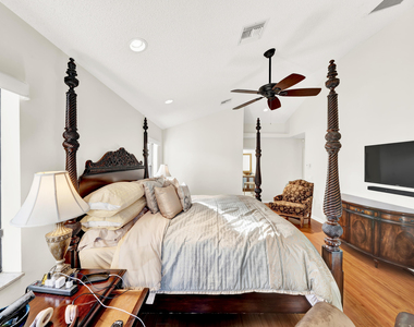 20513 Sausalito Drive - Photo Thumbnail 29