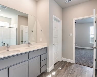 1517 Razorbill Road - Photo Thumbnail 14