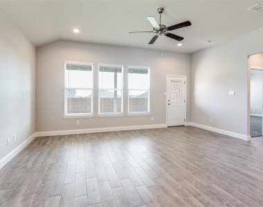 1517 Razorbill Road - Photo Thumbnail 10