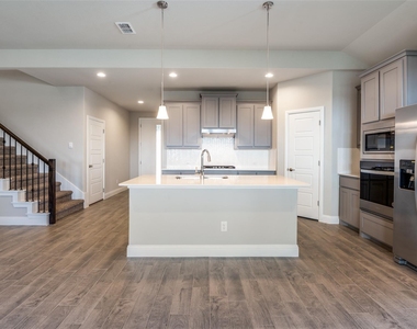 1517 Razorbill Road - Photo Thumbnail 3