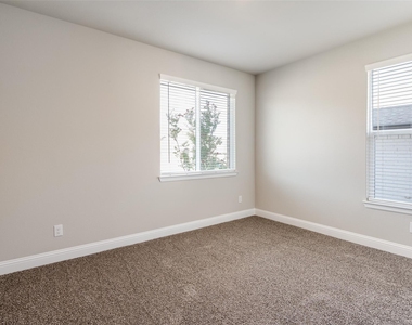 1517 Razorbill Road - Photo Thumbnail 16