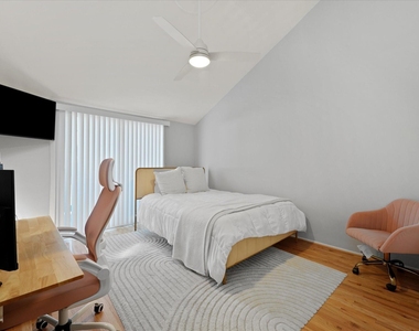 4319 Travis Street - Photo Thumbnail 11