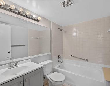 1002 Green Pine Boulevard - Photo Thumbnail 27