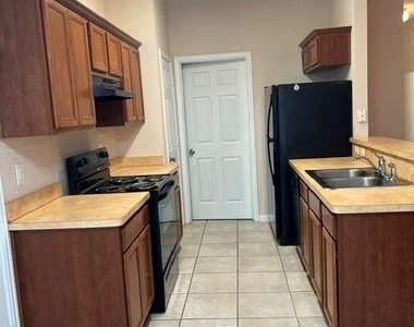 7903 Marydean Avenue - Photo Thumbnail 3