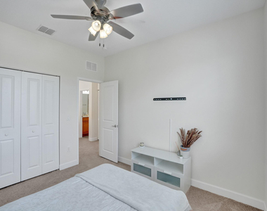 5804 Nw 46th Lane - Photo Thumbnail 19