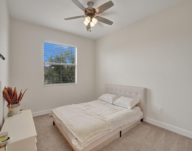5804 Nw 46th Lane - Photo Thumbnail 17