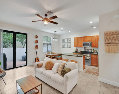 5804 Nw 46th Lane - Photo Thumbnail 7