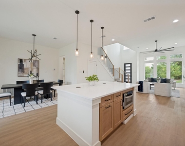 1511 Morrell Avenue - Photo Thumbnail 11