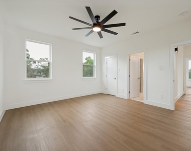 1511 Morrell Avenue - Photo Thumbnail 22