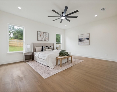 1511 Morrell Avenue - Photo Thumbnail 16
