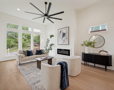 1511 Morrell Avenue - Photo Thumbnail 6