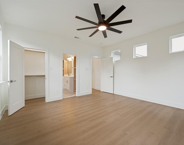 1511 Morrell Avenue - Photo Thumbnail 23