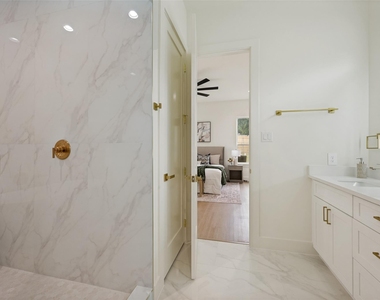 1511 Morrell Avenue - Photo Thumbnail 18