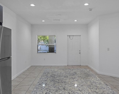 105 2nd Street - Photo Thumbnail 6
