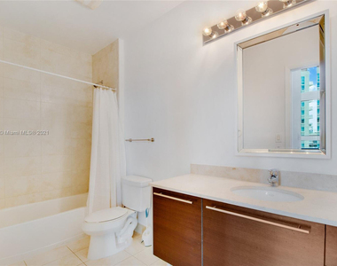 1900 N Bayshore Drive - Photo Thumbnail 3