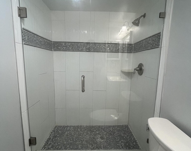 1001 Se 3rd Street - Photo Thumbnail 16