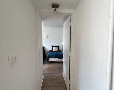 1881 Washington Avenue - Photo Thumbnail 22