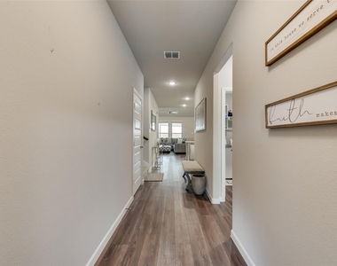 529 Ardsley Lane - Photo Thumbnail 1