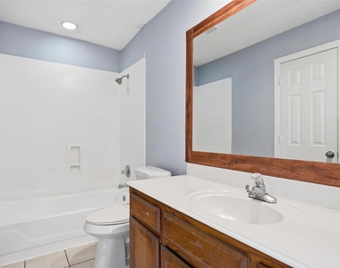 609 Race Street - Photo Thumbnail 14