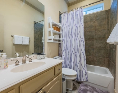 4009 Wycliff Avenue - Photo Thumbnail 25
