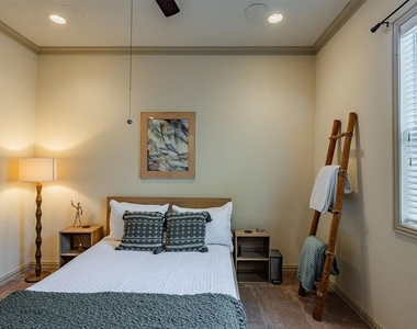 4009 Wycliff Avenue - Photo Thumbnail 19