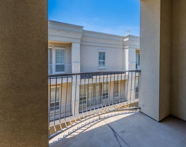 4009 Wycliff Avenue - Photo Thumbnail 27