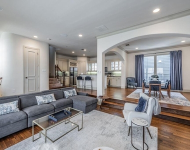 4009 Wycliff Avenue - Photo Thumbnail 1