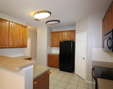 4126 Carrington Drive - Photo Thumbnail 3