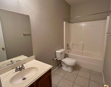 4126 Carrington Drive - Photo Thumbnail 18