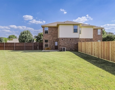 2515 Sedona Street - Photo Thumbnail 8