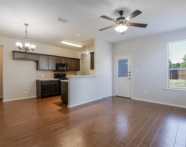 2515 Sedona Street - Photo Thumbnail 1