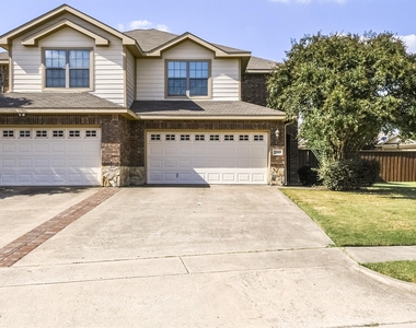 2515 Sedona Street - Photo Thumbnail 24