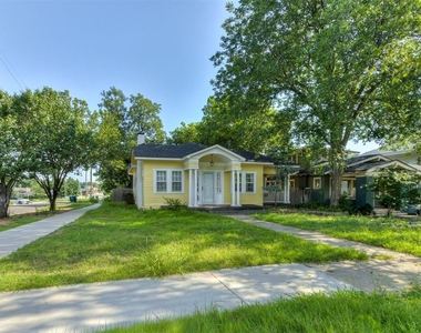 1025 Nw 34th Street - Photo Thumbnail 3