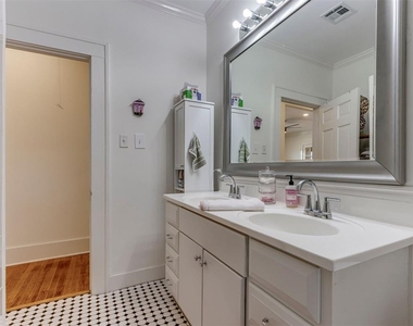 1025 Nw 34th Street - Photo Thumbnail 25