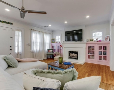 1025 Nw 34th Street - Photo Thumbnail 7
