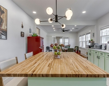 1025 Nw 34th Street - Photo Thumbnail 17