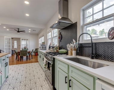 1025 Nw 34th Street - Photo Thumbnail 16